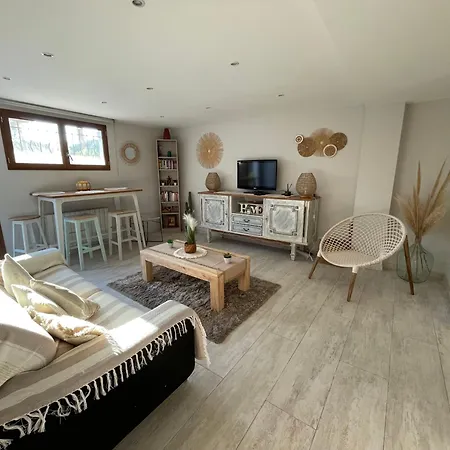 Apartment Calme Au Jardin De Cesar Frejus